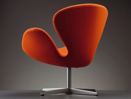 The SWAN™ Lounge chair (Der Schwan™), Stofbezug orange von Arne Jacobsen - © Republic of Fritz Hansen