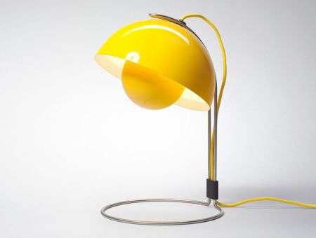 VP4 FlowerPot Schreibtischlampe (desk lamp) gelb by Verner Panton, © &tradition, Dänemark