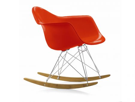 Armsessel DAR (Plastic armchair) Schaukelstuhl, rot, © Foto: Vitra GmbH