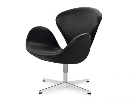 The SWAN™ Lounge chair (Der Schwan™) in schwarzem Leder von Arne Jacobsen - © Republic of Fritz Hansen